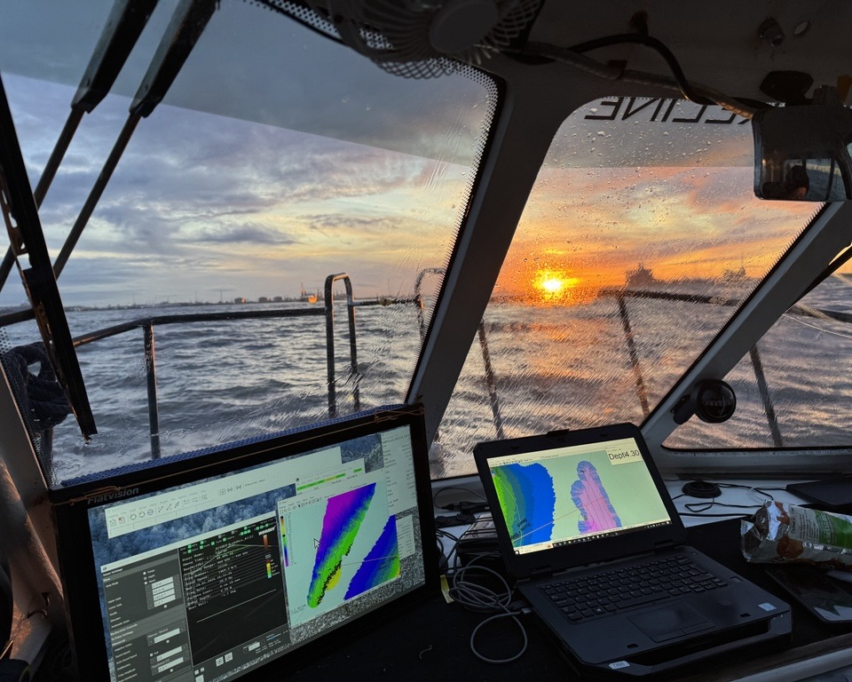 Data on the Sea